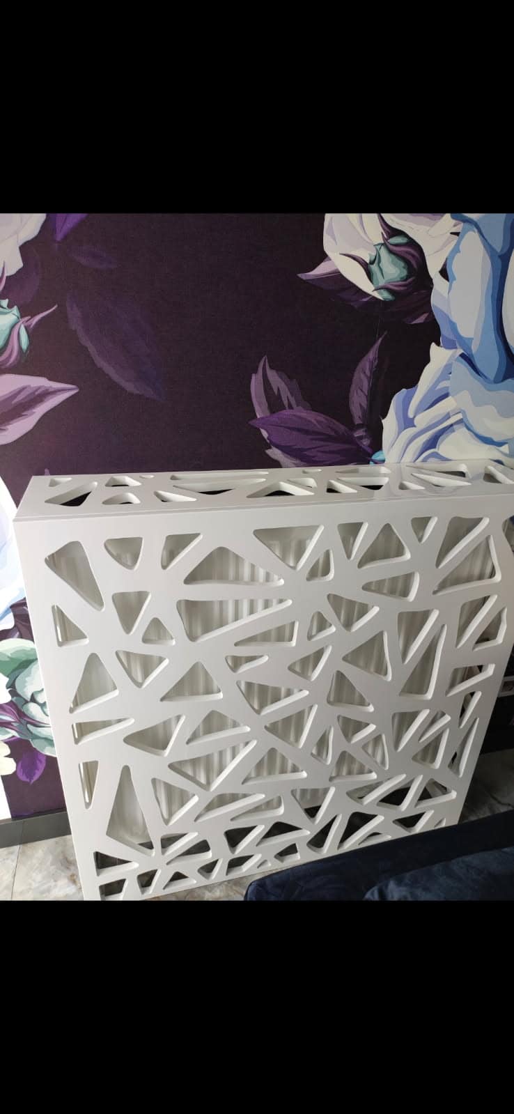 Nowy design meblek z unikalnym wzorem.